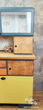 Load image into Gallery viewer, 1241 Buffetschrank Retro - Rauchblau / Orange und Gelb