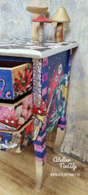 Load image into Gallery viewer, 1246 Kommode Funky Bunny