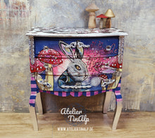 Load image into Gallery viewer, 1246 Kommode Funky Bunny
