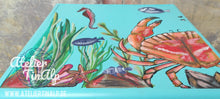 Load image into Gallery viewer, 1258 -Hocker maritim handbemalt - Krabbe
