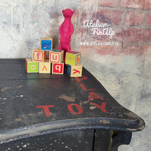 Load image into Gallery viewer, 1274 Kommode Toys Still Live / Spielzeug Stillleben