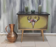 Load image into Gallery viewer, 1009 Kommode / Schrank / Sidebord / TV Bank Cowboy Look - Unikat