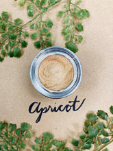 Load image into Gallery viewer, Dixie Belle Chameleon Wax 40ml - Zierwachs - verschiedene Farben