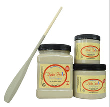 Load image into Gallery viewer, Dixie Belle Kreidefarbe in Dried Sage (helles Grau mit grünen Unterton)