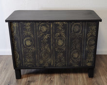 Load image into Gallery viewer, 0910 - Barschrank Schwarz mit Gold