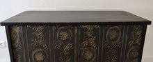 Load image into Gallery viewer, 0910 - Barschrank Schwarz mit Gold
