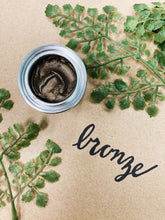 Load image into Gallery viewer, Dixie Belle Gilding Wax 40ml - Zierwachs - verschiedene Farben