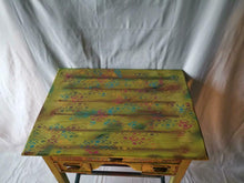 Load image into Gallery viewer, 0701 Boho - Beistelltisch