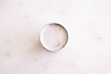 Load image into Gallery viewer, Dixie Belle Gemstone Mousse für metallische Effekte