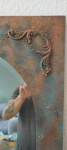 Load image into Gallery viewer, 1015 Antiker Spiegel im Rostlook