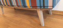 Load image into Gallery viewer, 1030 - Retrokommode Streifen