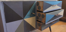 Load image into Gallery viewer, 1057 Retro - Kommode