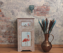 Load image into Gallery viewer, 1076 Beistellschrank Flamingo