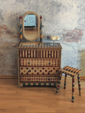 Load image into Gallery viewer, 1082 Zirkus Kommode