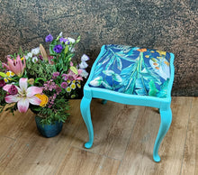 Load image into Gallery viewer, 1203 - Hocker "Tropical"