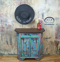 Load image into Gallery viewer, 1160 - Kommode Used Look Neon