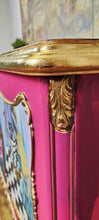Load image into Gallery viewer, 1208 Kommode handbemalt mit vielen Details