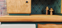 Load image into Gallery viewer, 1211 Buffetschrank Retro - Creme / Tannengrün