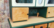 Load image into Gallery viewer, 1234 Buffetschrank Retro - Creme / Dunkelgrün