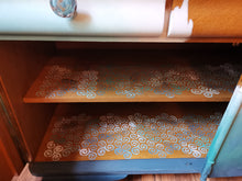 Load image into Gallery viewer, 0802 - Altberlinerkommode mit Farbverlauf