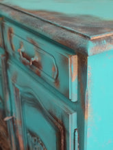 Load image into Gallery viewer, 0909 - Kommode Rost / Türkies