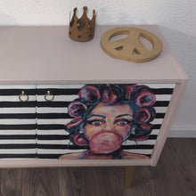 Load image into Gallery viewer, 1011 - Retrokommode "Bubblegum"