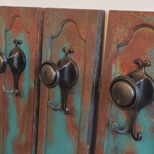 Load image into Gallery viewer, 1019 Garderobe