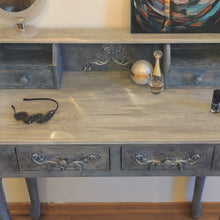 Load image into Gallery viewer, 1021- Schminktisch "Elsa"