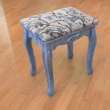 Load image into Gallery viewer, 1021- Schminktisch "Elsa"