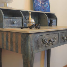 Load image into Gallery viewer, 1021- Schminktisch "Elsa"