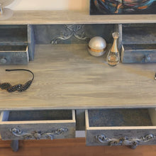 Load image into Gallery viewer, 1021- Schminktisch "Elsa"