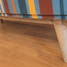 Load image into Gallery viewer, 1030 - Retrokommode Streifen