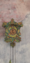 Load image into Gallery viewer, 1049 Kuckucksuhr im modernen Design