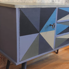 Load image into Gallery viewer, 1057 Retro - Kommode