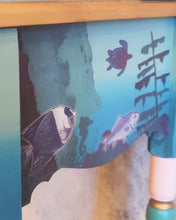 Load image into Gallery viewer, 1087 Schminktisch Meerjungfrau