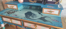 Load image into Gallery viewer, 1079 Schminktisch "Meerjungfrau"