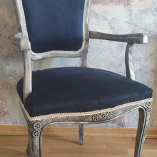 Load image into Gallery viewer, 1081- Stuhl "Steam Punk"