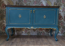 Load image into Gallery viewer, 1092 Chippendale Kommode Blau / Gold