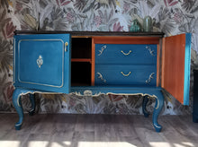 Load image into Gallery viewer, 1092 Chippendale Kommode Blau / Gold