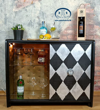 Load image into Gallery viewer, 1143 - Barschrank matt Schwarz mit Silber