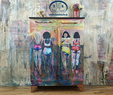 Load image into Gallery viewer, 1157 - Kommode "Girls wanna have fun"