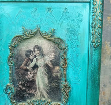 Lade das Bild in den Galerie-Viewer, 1165 Kommode Barock / Vintage