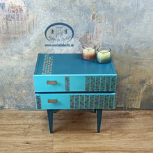 Load image into Gallery viewer, 1184 Nachttisch im Retro Look