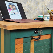 Load image into Gallery viewer, 1206 - Retro Schreibtisch - Mid Century - Grün / Gold / Holz