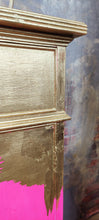 Load image into Gallery viewer, 1221 Sideboard / Kommode Neonpink, Gold und Streifen