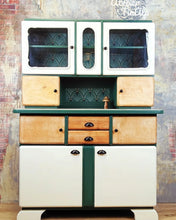 Load image into Gallery viewer, 1234 Buffetschrank Retro - Creme / Dunkelgrün