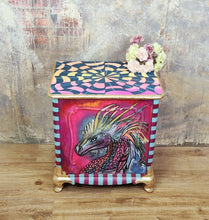 Load image into Gallery viewer, 1244 Kommode Drachen