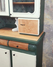 Load image into Gallery viewer, 1252 Buffetschrank Retro - Creme / Pastellblau