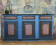 Load image into Gallery viewer, 1168 Kommode Barock in Kupfer / Blau