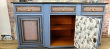 Load image into Gallery viewer, 1168 Kommode Barock in Kupfer / Blau